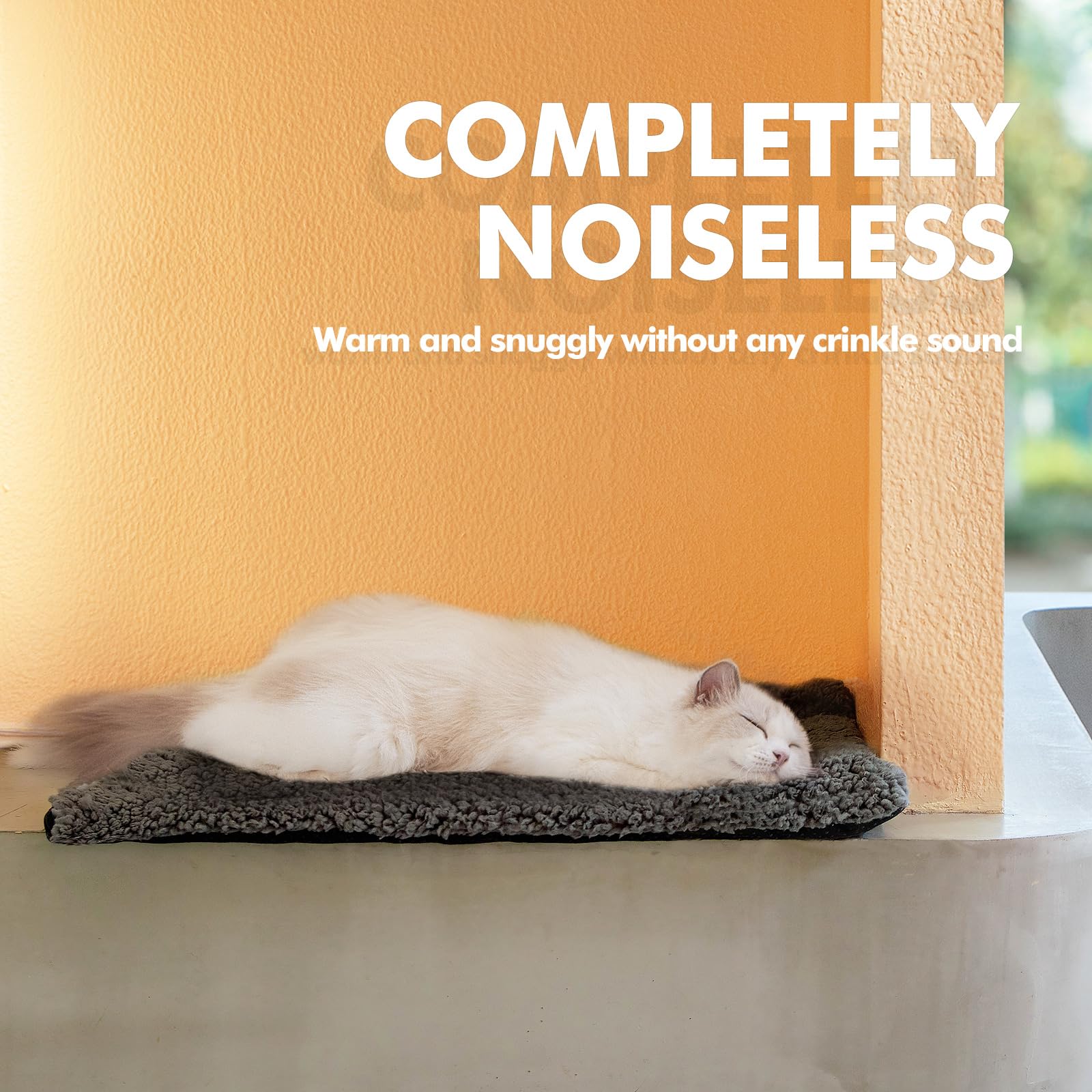Mora Pets self-warming bed technology illustration with heat reflection