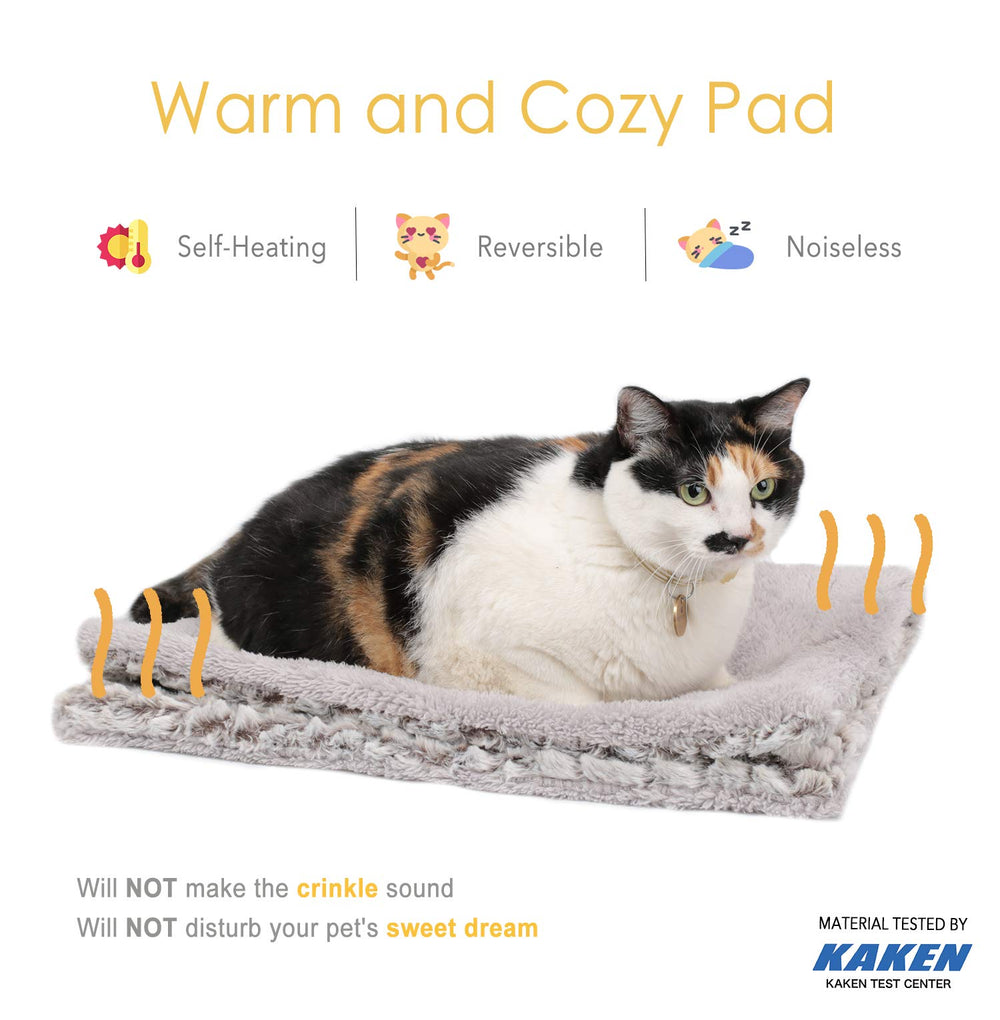 Mora Pets two-sided plush surface for extra warmth and versatile comfort