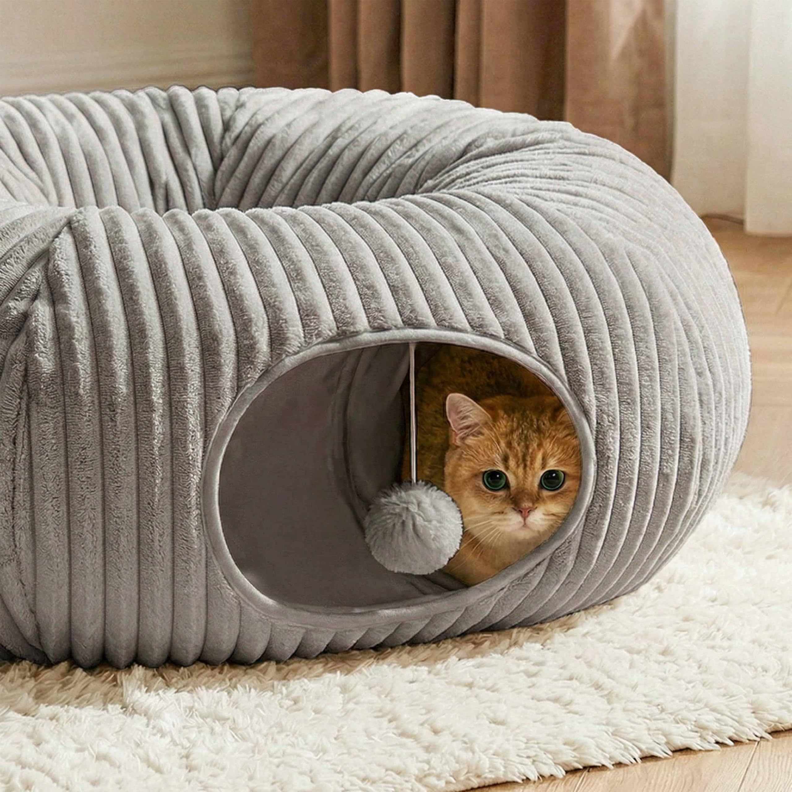MOYMO donut tunnel with soft padding invites restful lounging and cuddly moments.