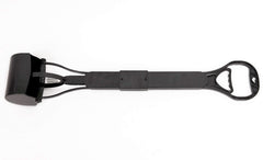 Lightweight design for portable scooping on the go.