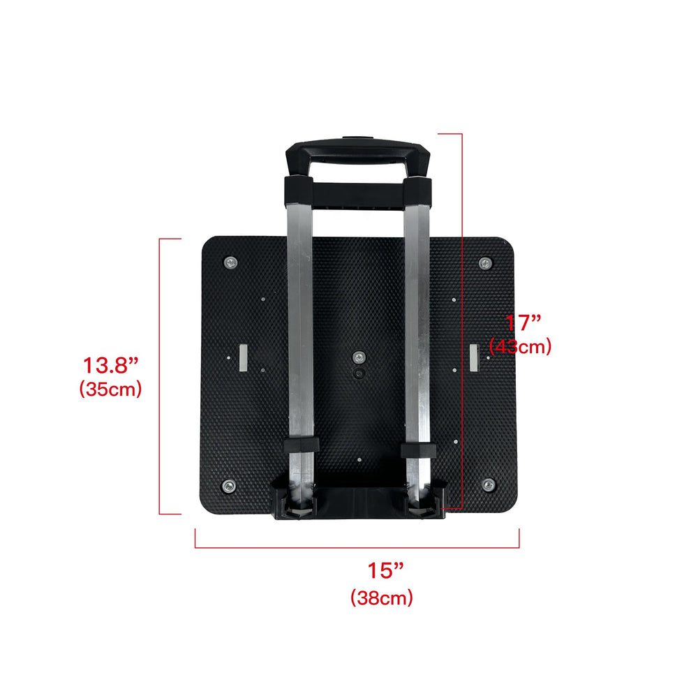 Mr. Peanut's Spinner Wheelbase with extended pull handle for boarding in busy spaces.