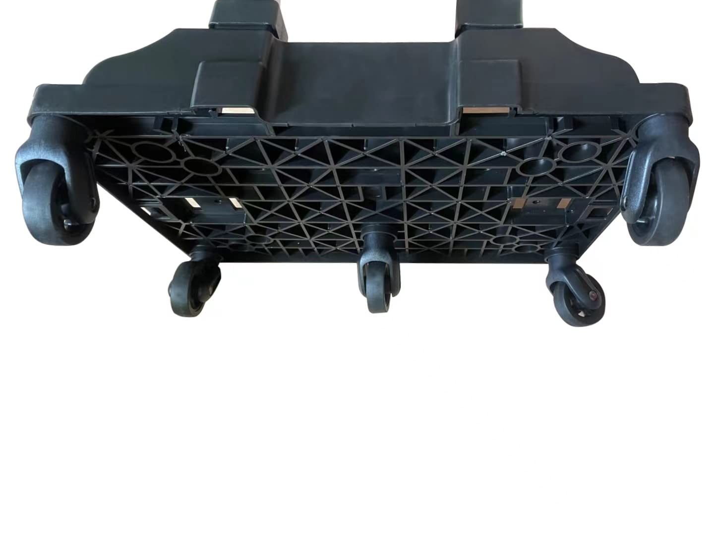 Mr. Peanut's Spinner Wheelbase used with a pet carrier for smooth travel.