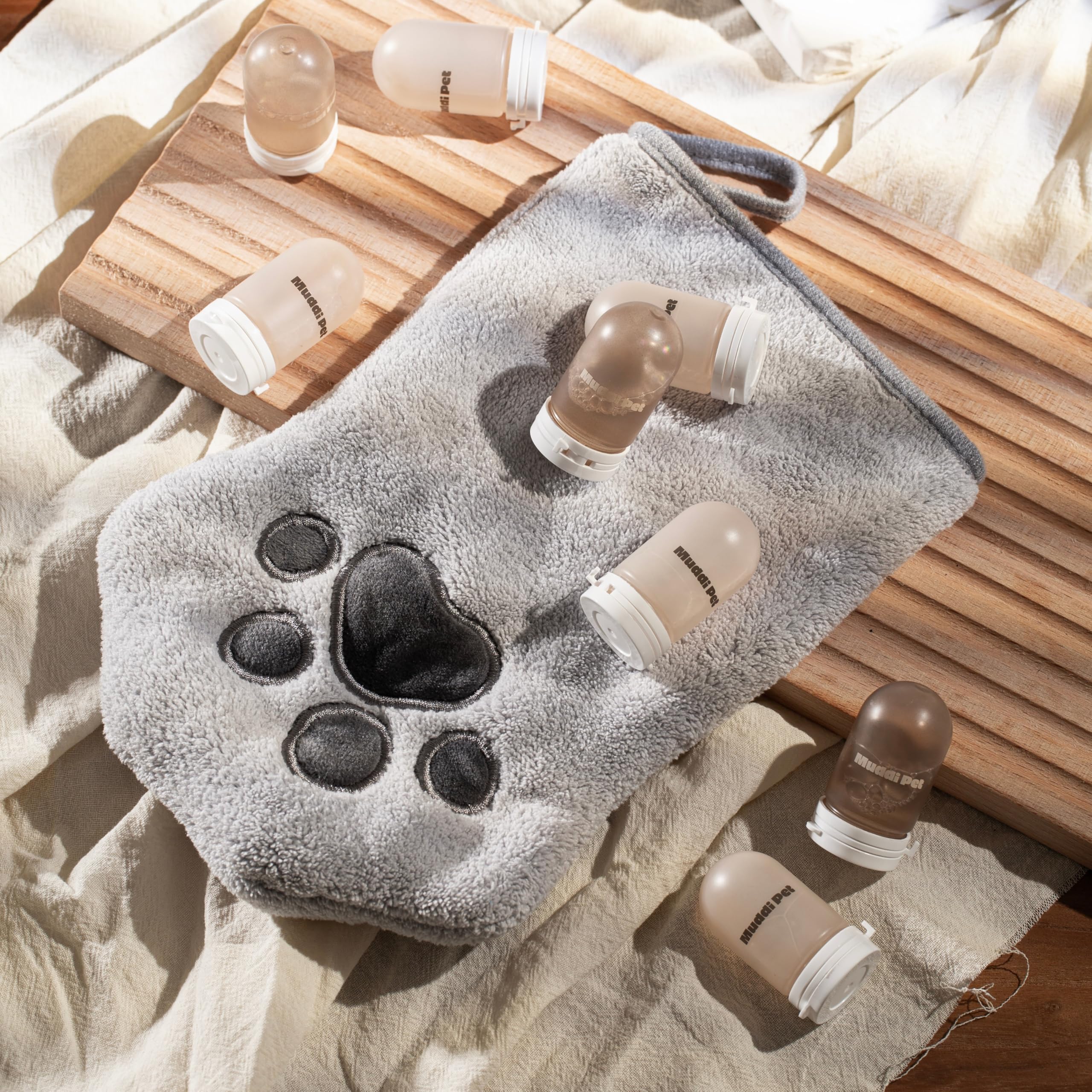 Muddi Mitt eco-friendly alternative to disposable wipes