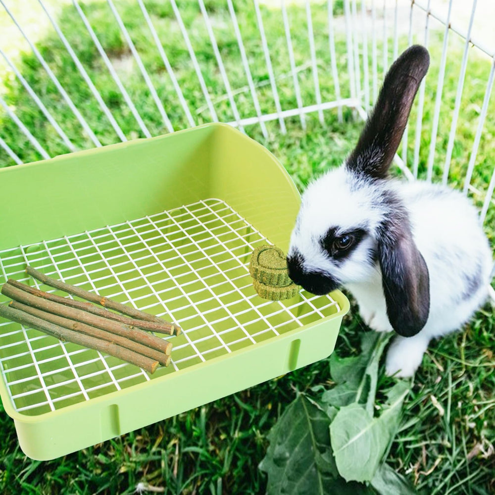 MUYG guinea pig potty box with detachable grille for easy maintenance.