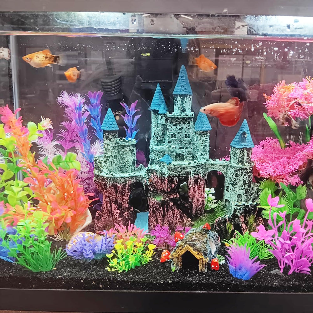 MUYG aquarium castle close-up texture highlighting resin craftsmanship
