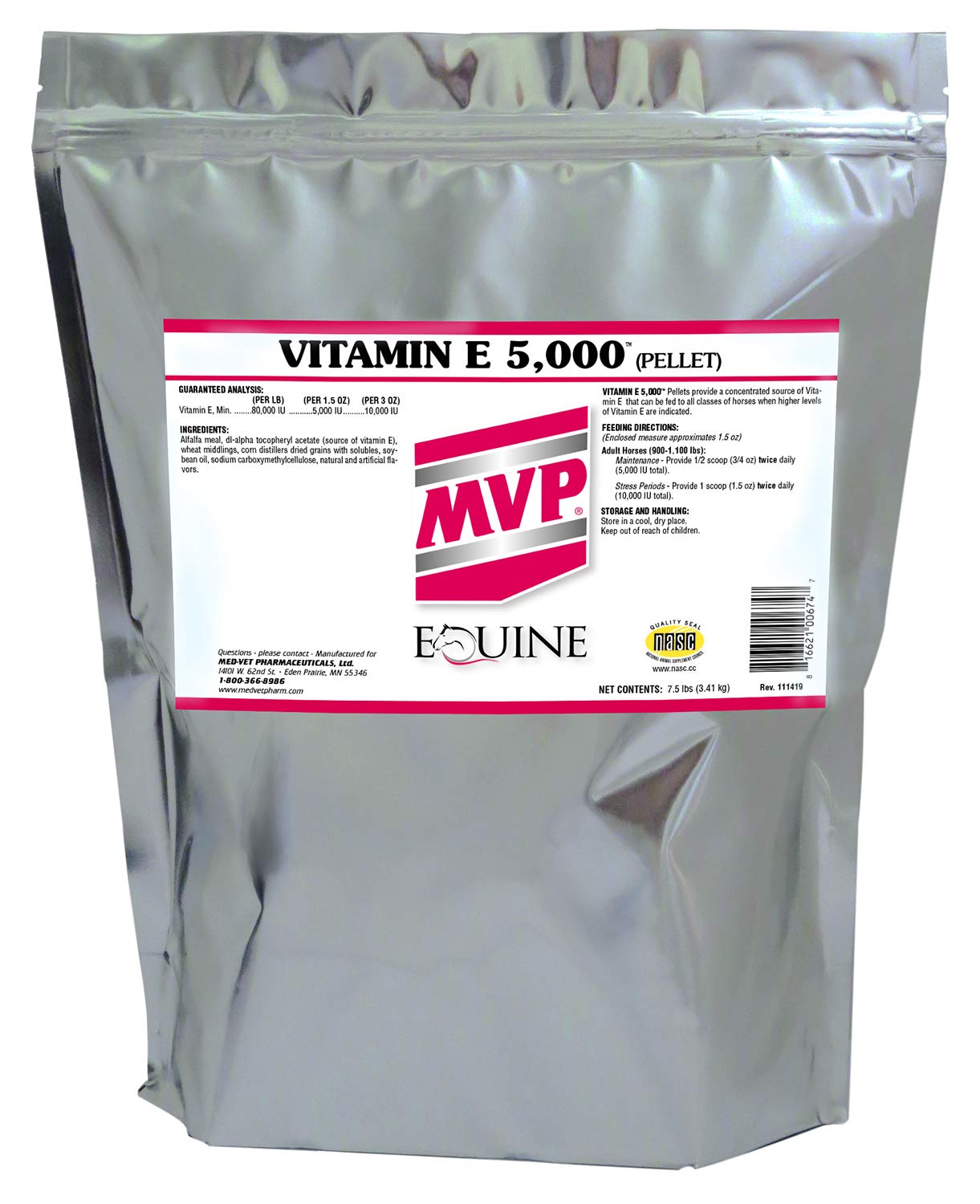 MVP Vitamin E 5,000 pellets, close-up for easy horse feeding