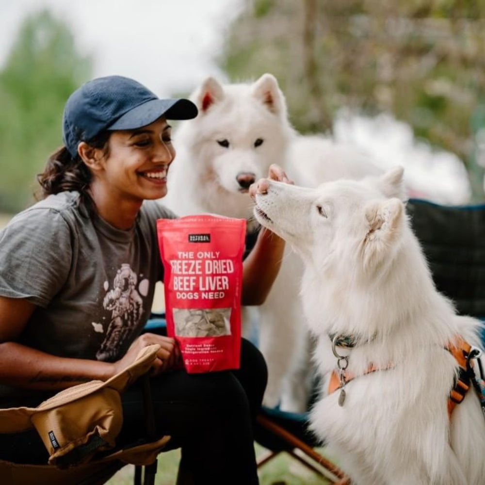 Eight-ounce pouch contains about 240 bite-sized treats for long sessions.