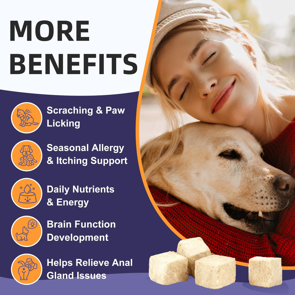 Dog with shiny coat alongside Nature Target probiotics for skin support