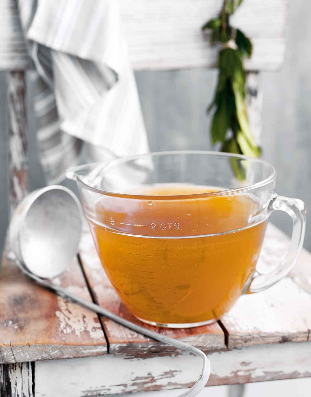 Nature's Diet bone broth powder ready-to-serve gravy adds savory aroma to meals.