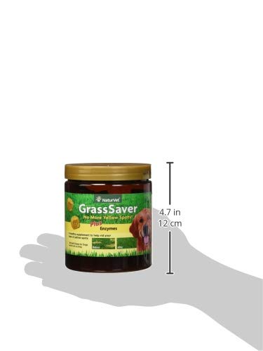 NaturVet GrassSaver bottle pour shows convenient packaging to keep 120 soft chews fresh.