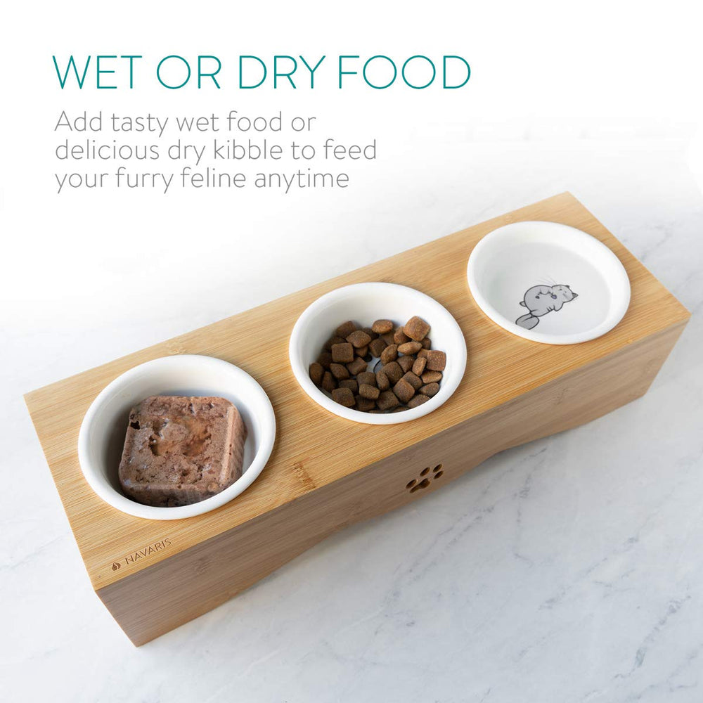 Navaris bamboo stand adds natural style while reducing spills.