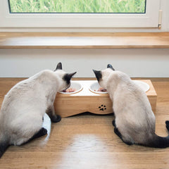 Navaris ceramic bowls are removable for easy cleaning and care.