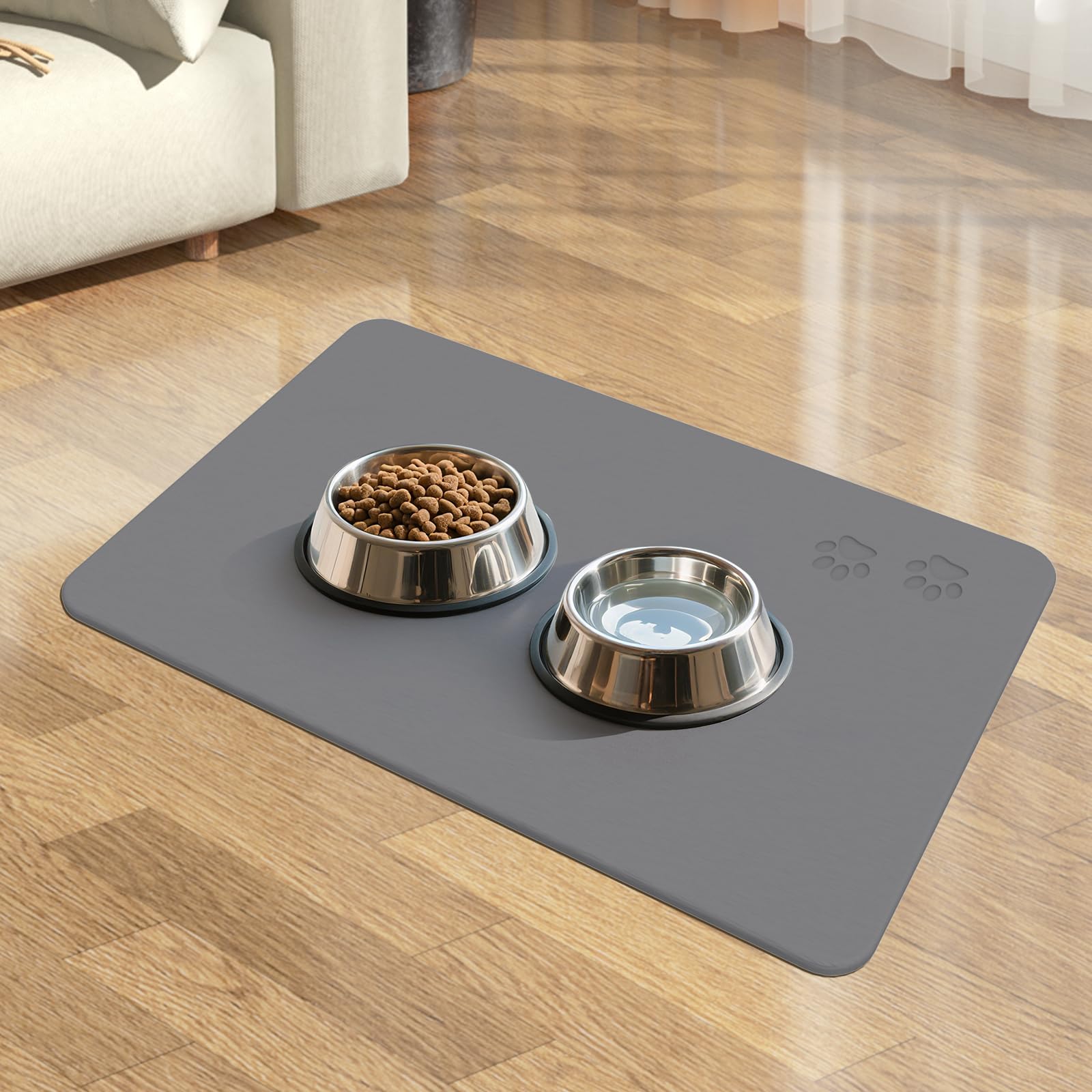 NAVKONY 24x16 dark gray mat fits large dogs and cats comfortably.