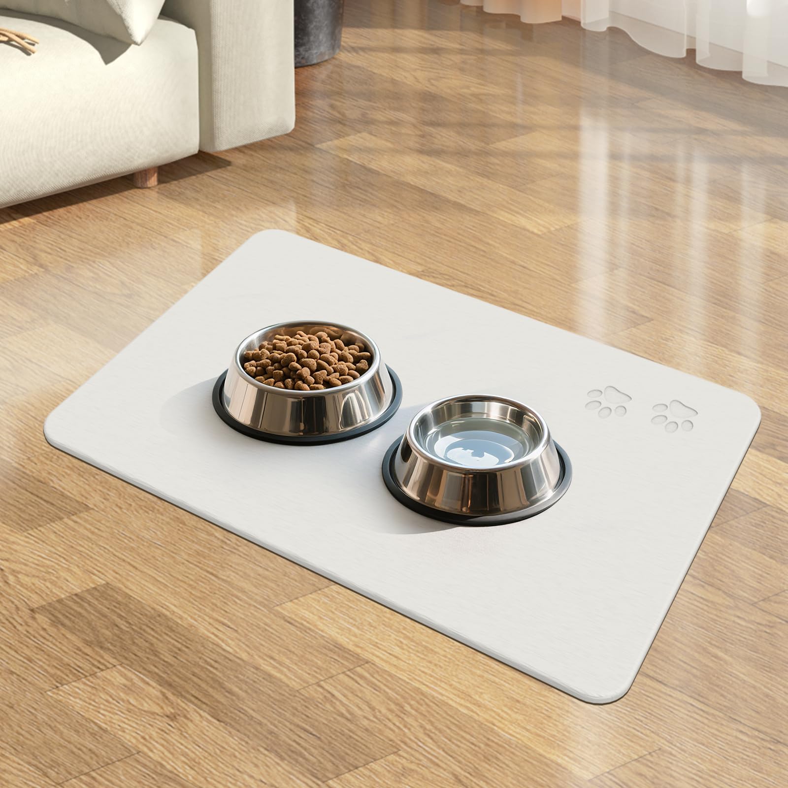 NAVKONY eco-friendly pet feeding mat supports tidy floors and quick drying.