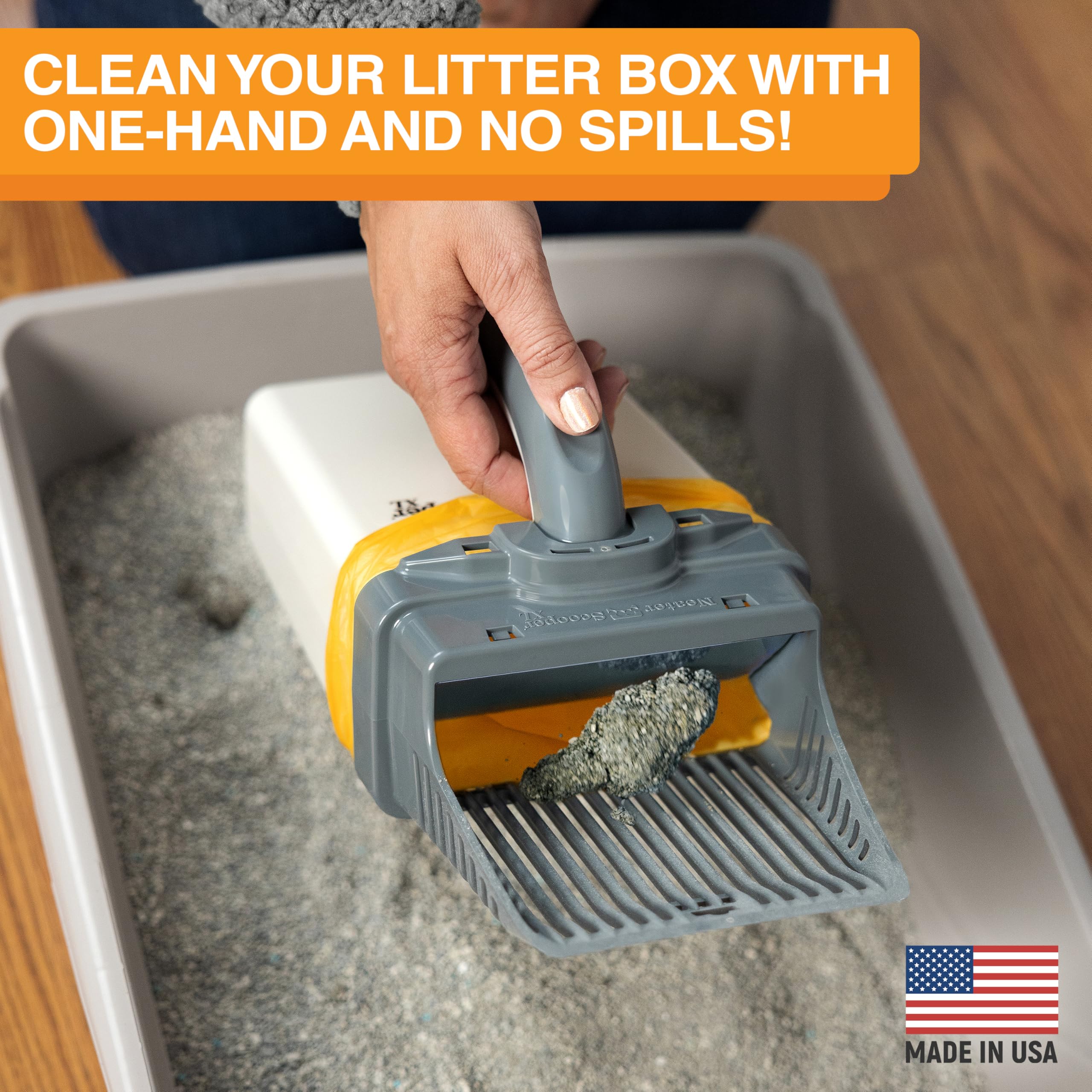 Neater Scooper XL ergonomic design enables one-handed scooping.