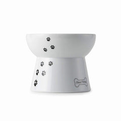Necoichi spill-proof inner lip keeps kibble centered during feeding.
