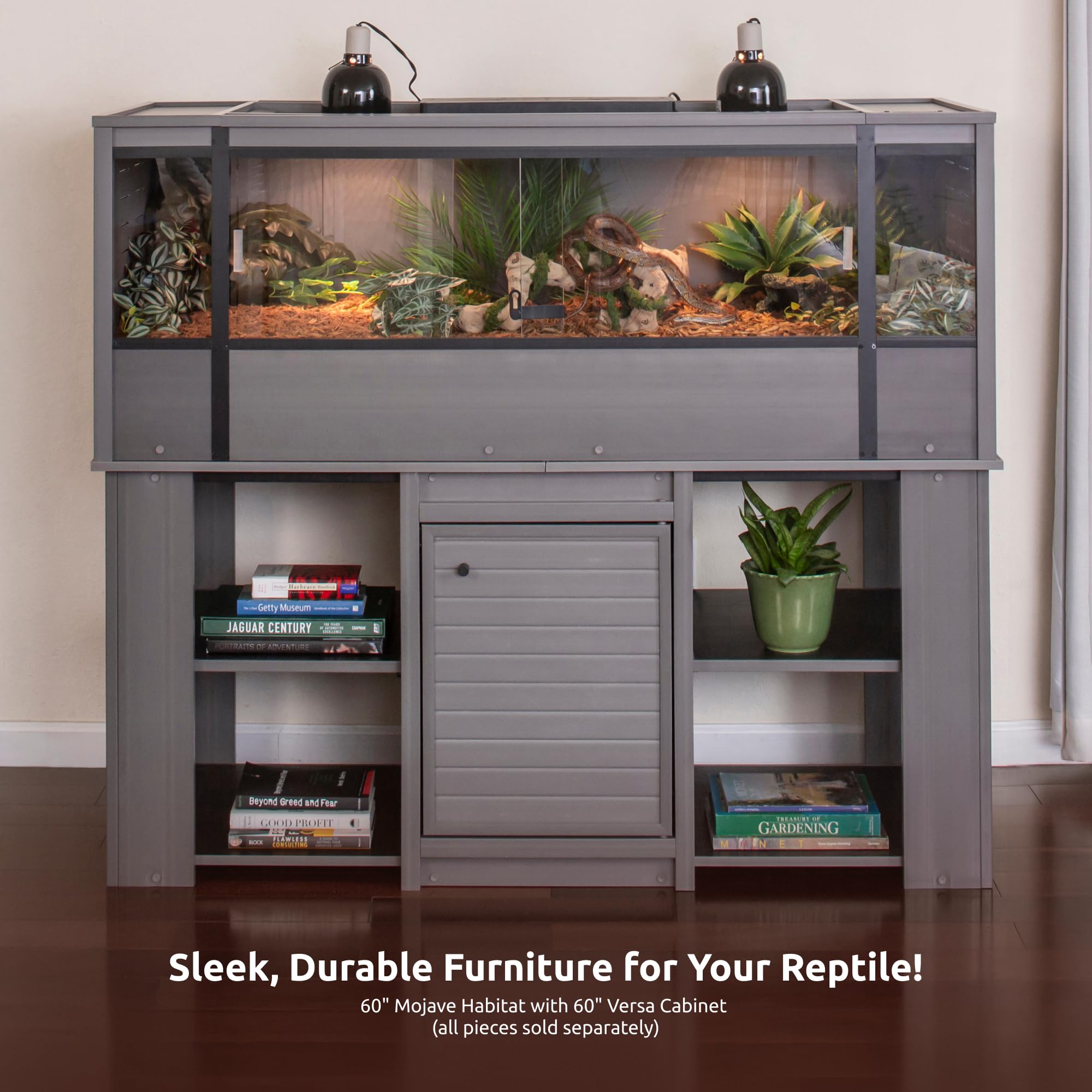 New Age Pet Mojave Lounge 60in wide viewing area for easy observation.