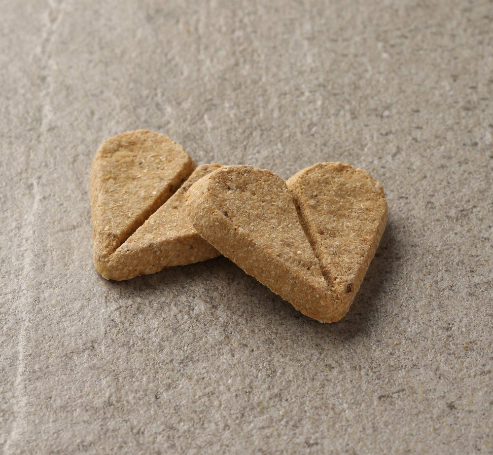 Newman's Own organic barley flour biscuit highlighting simple ingredients