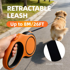 NexLogi one-handed locking system enables quick pause and release during walks.