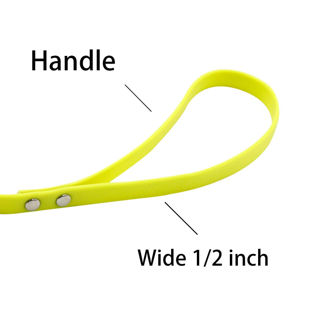 NIMBLE waterproof dog leash dries quickly after water and sand