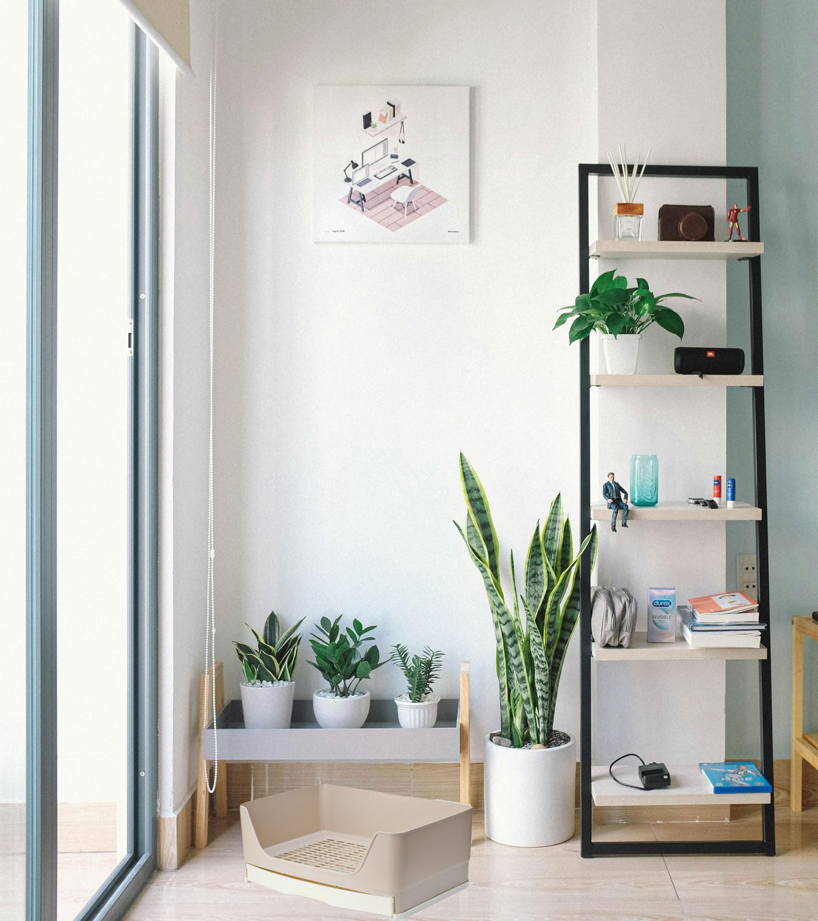 NINGVIHE training-litter-box in-use shows practical setup for pets.