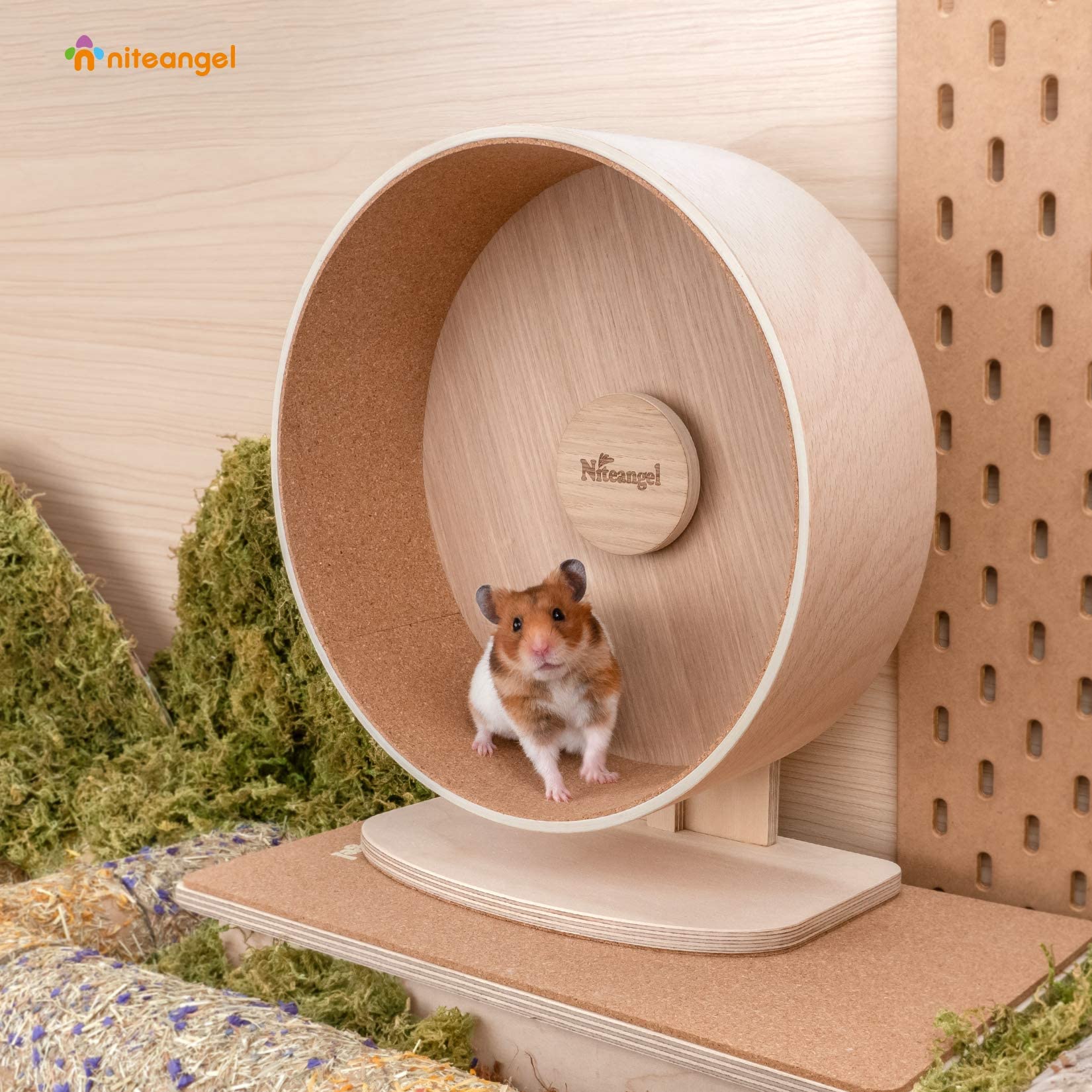 Niteangel wooden wheel uses durable oak and poplar for gnaw-resistance.