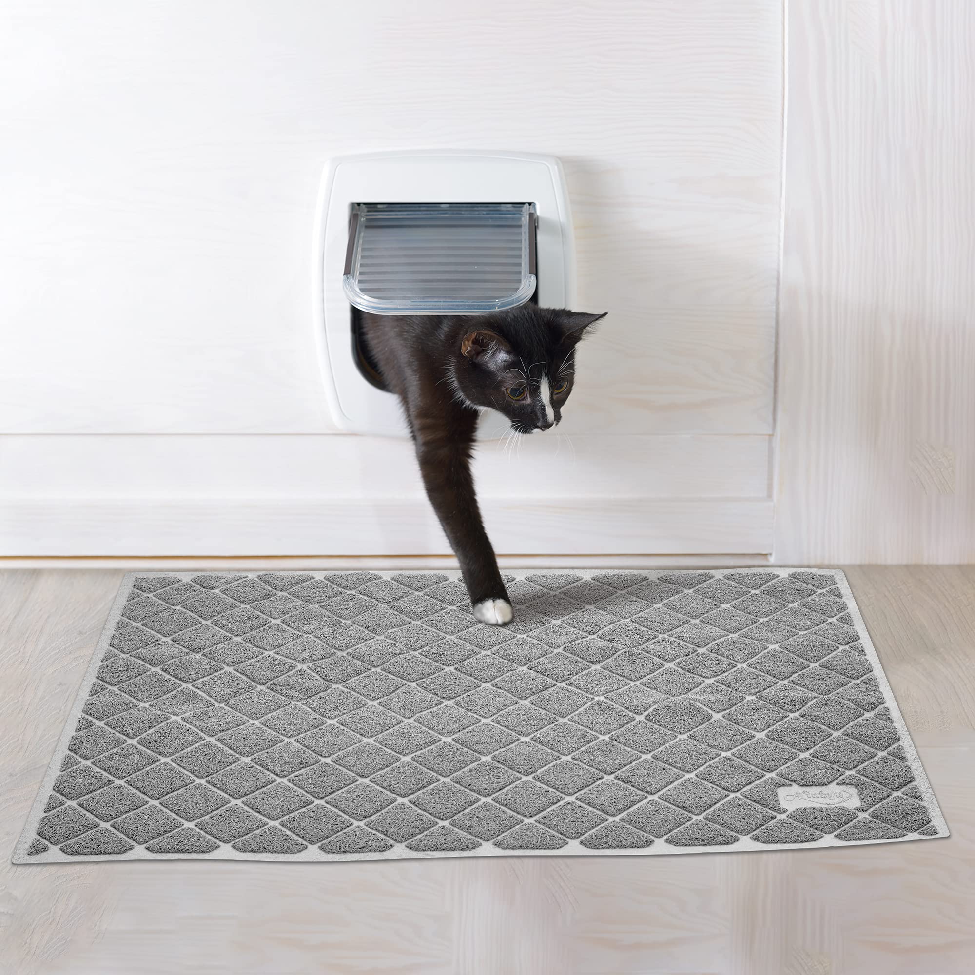 Niubya Premium Litter Mat by the box for quick cleanup.
