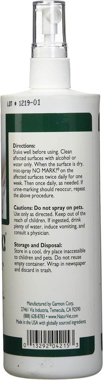 No Mark NaturVet cat spray mist dispense, ready for easy surface treatment and training support.