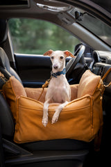 NOAH & PAW car seat anti-slip base enhances stability during rides.