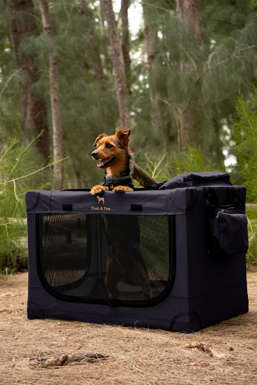 Noah & Paw crate has storage pockets for organizing essentials