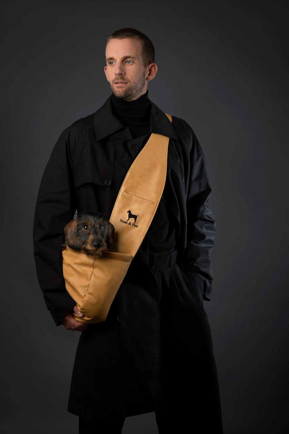 NOAH & PAW compact design fits bags for easy transport.
