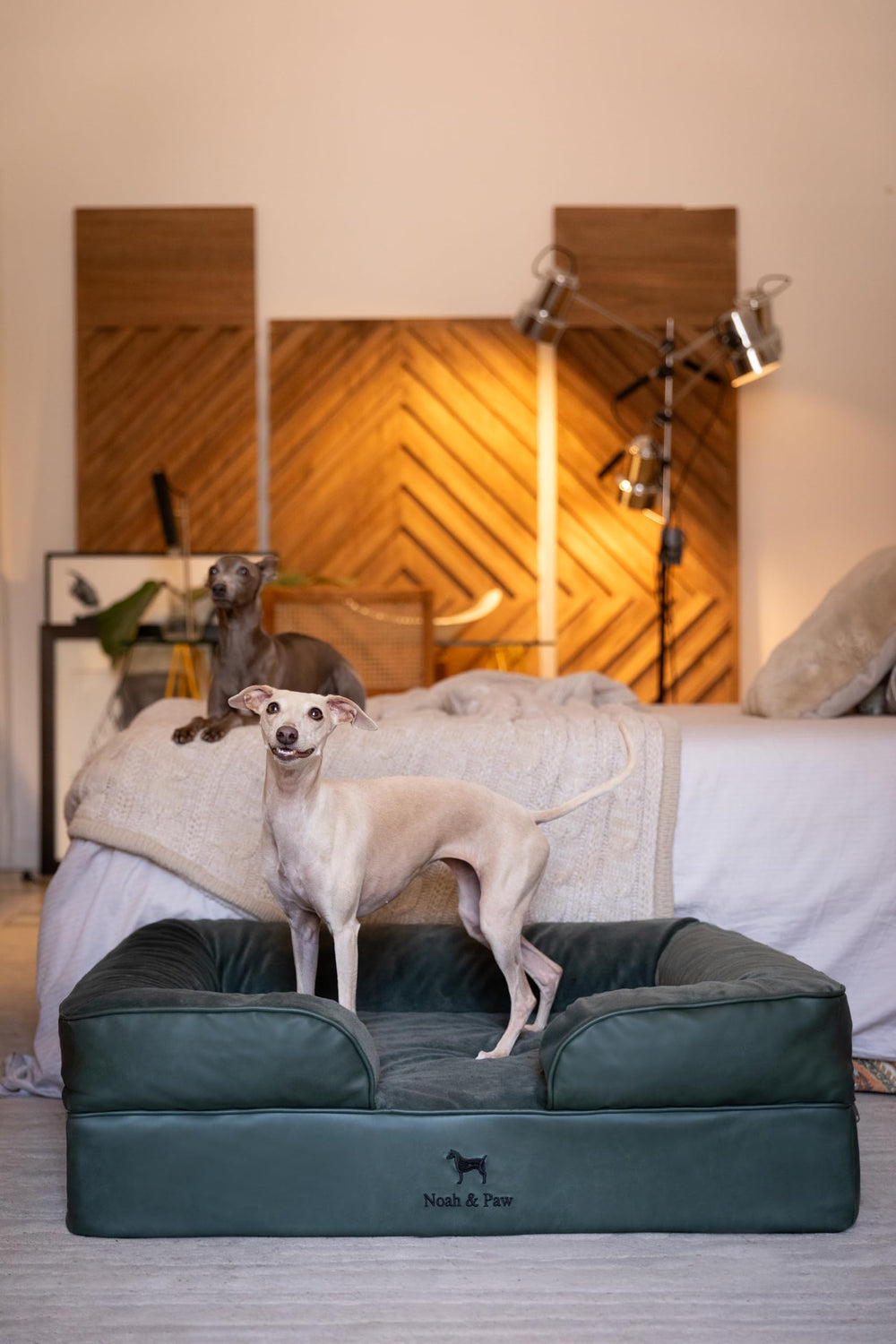 NOAH & PAW waterproof layer protects from accidents and spills.