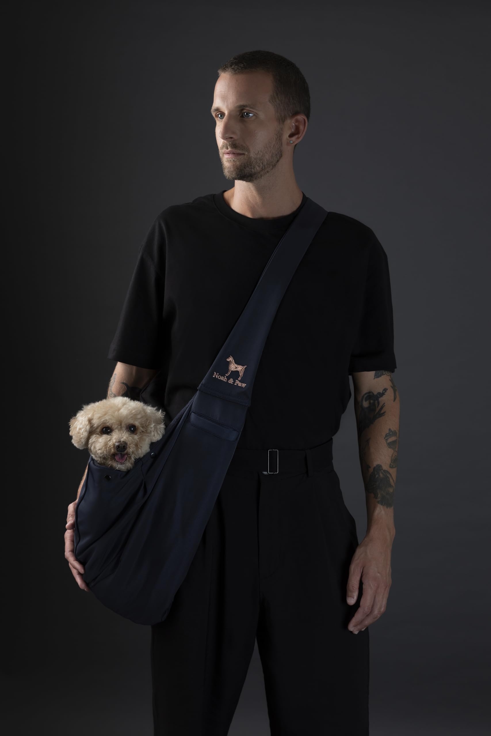 Noah and Paw premium twill fabric for durable, stylish carry.