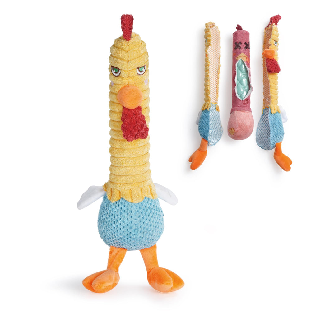 Nocciola 3in1 outer plush chicken encourages chewing and fetch.
