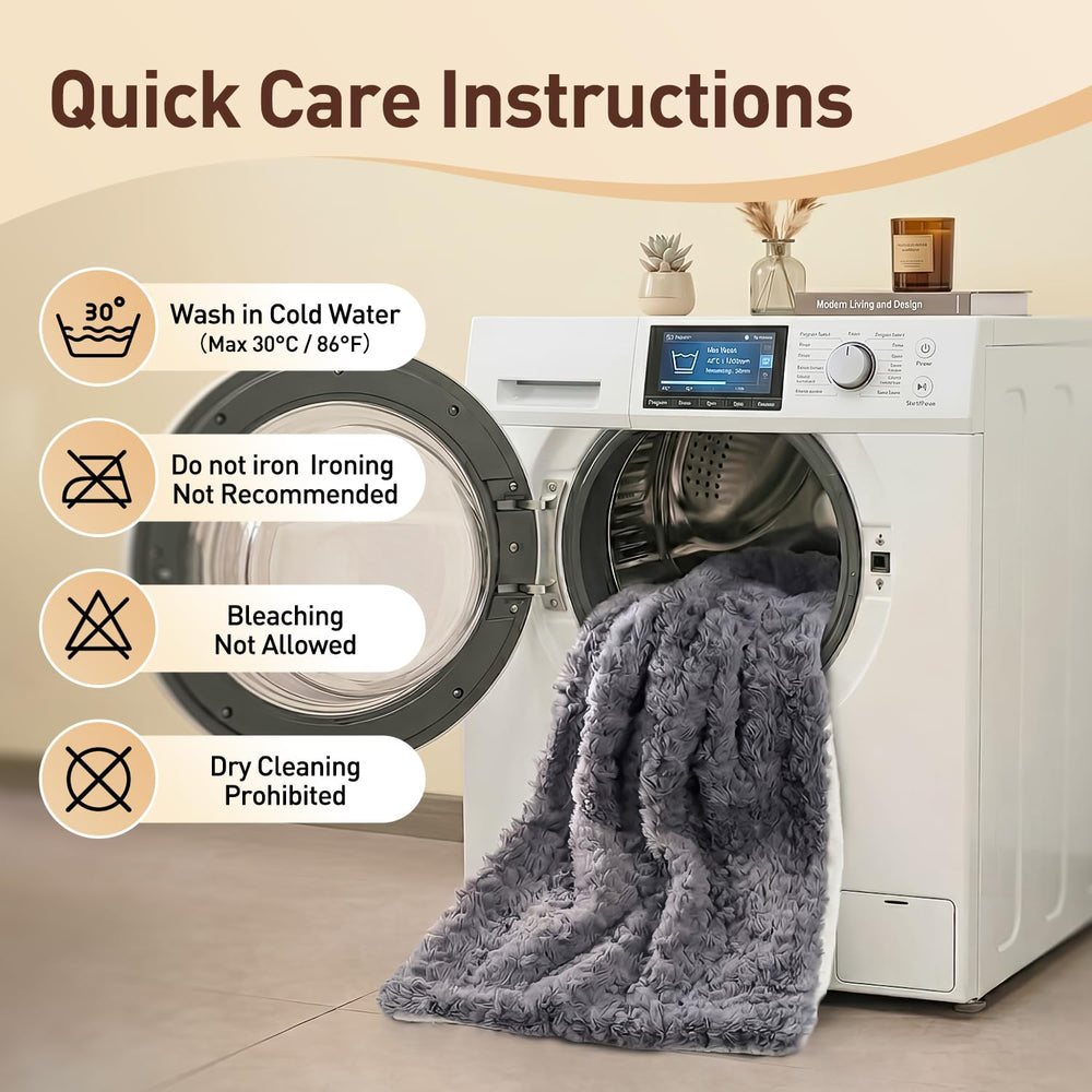 NODARKO 21x18 inch blanket suits small carriers and crates