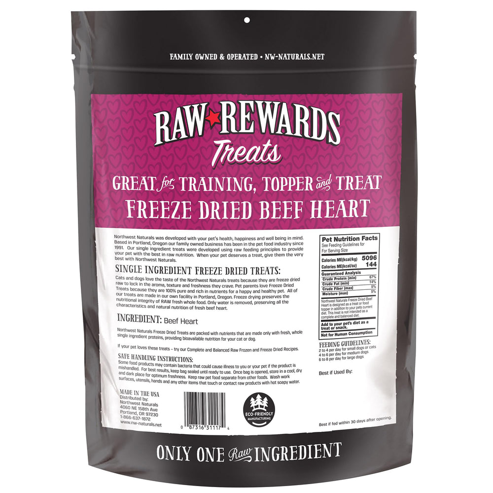 Northwest Naturals travel-friendly pouch keeps treats fresh during trips.