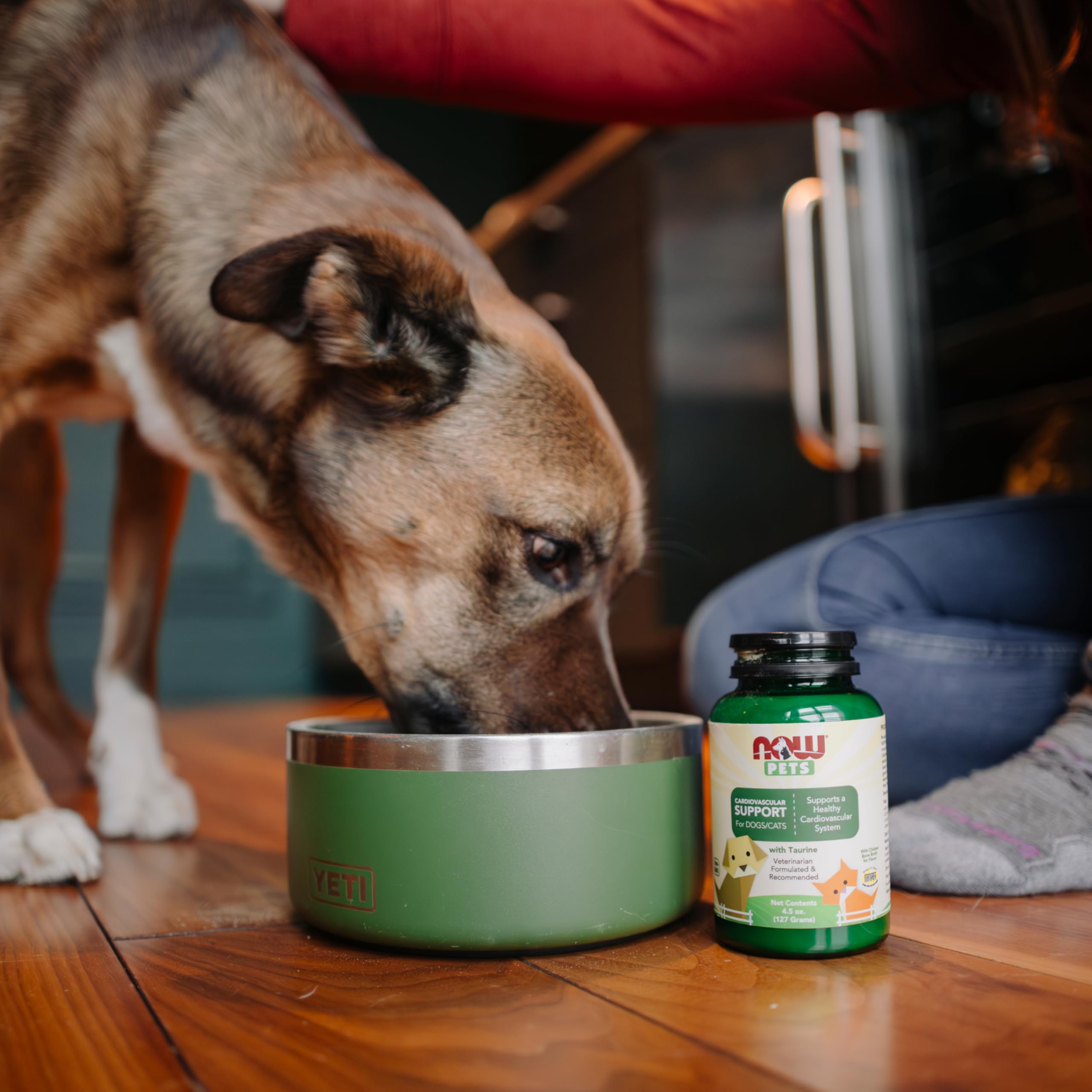 NOW Pets NASC-certified seal on packaging for quality assurance.
