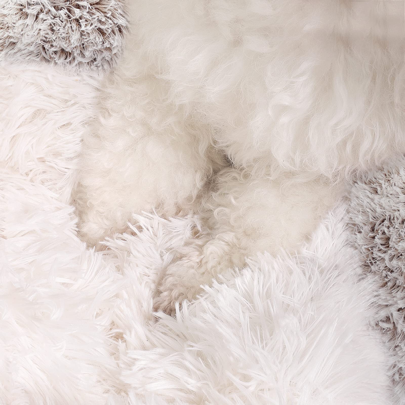 NOYAL Donut Bed bottom view—non-slip waterproof base.