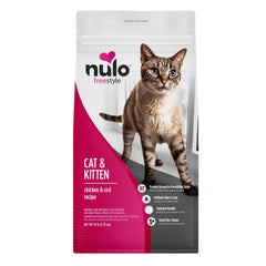 Nulo Freestyle cat kibble bag highlights real chicken and cod for lean muscle support