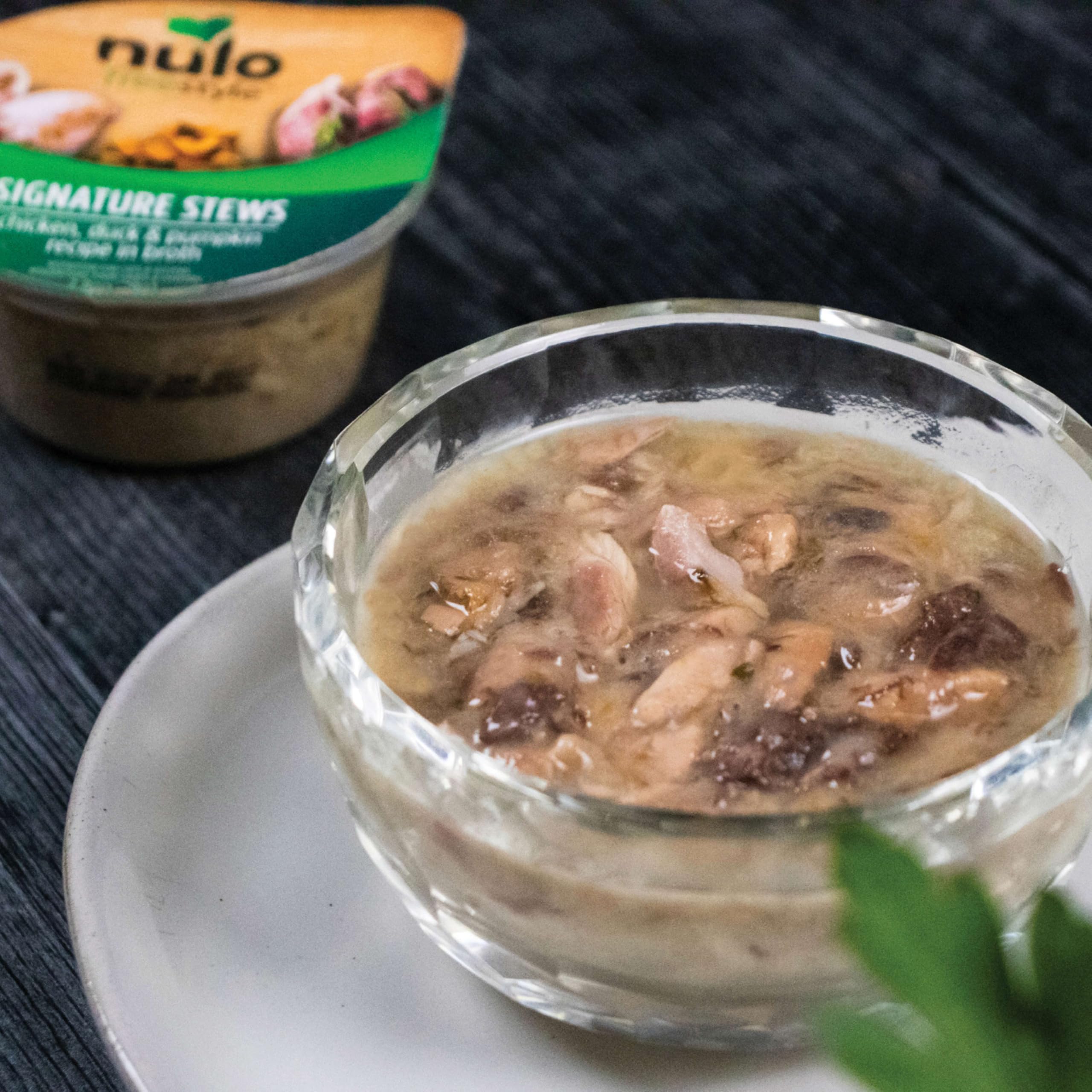 Nulo Freestyle Cat Stew premium-quality-meats real poultry for balanced nutrition
