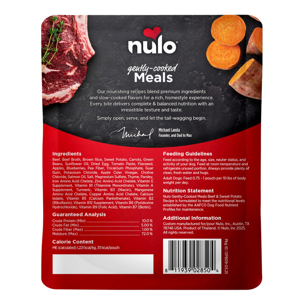 Nulo Gently-Cooked Meals dog enjoying a meal with wagging tail.