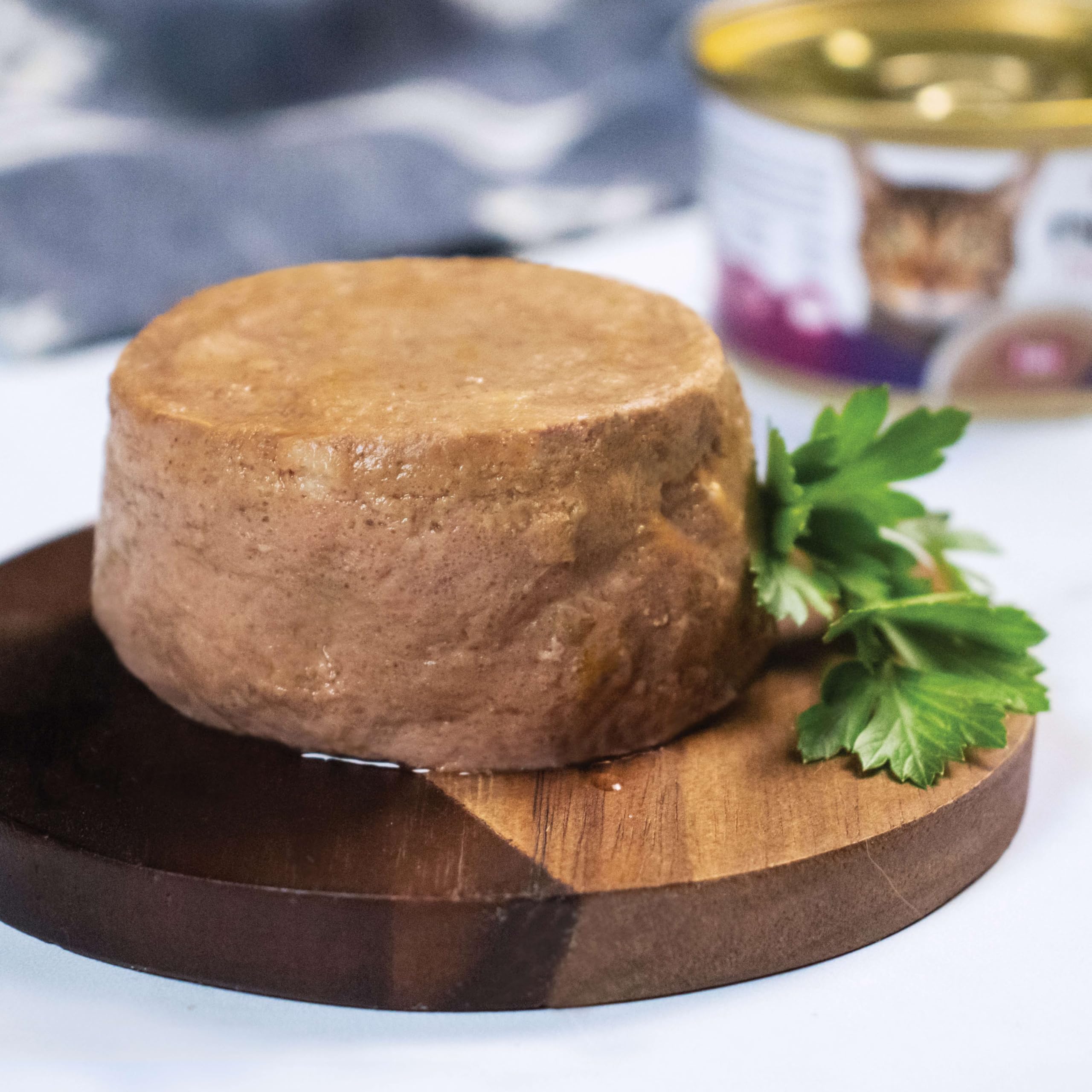 Nulo open-can reveal pate texture for quick meals.