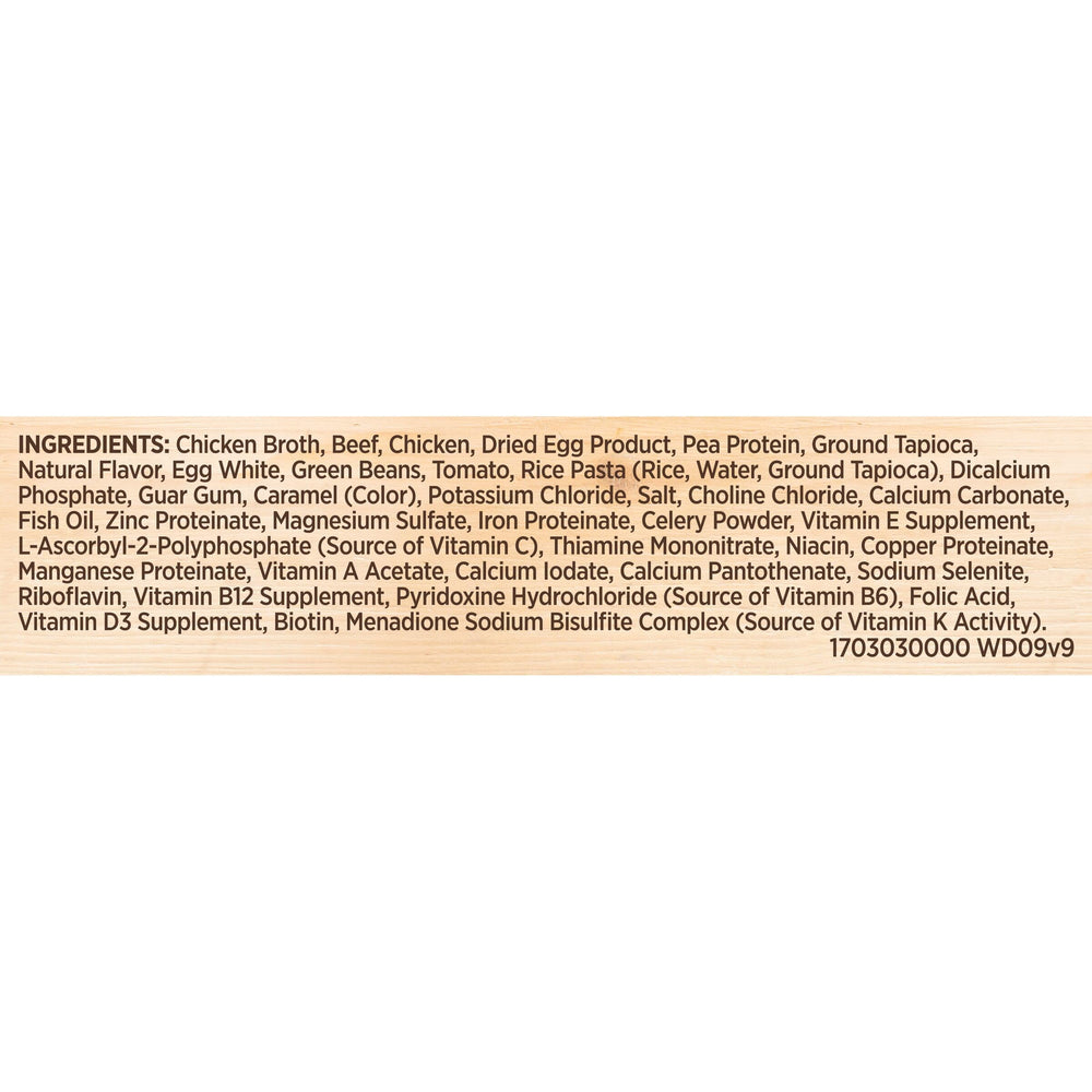Nutrish Beef Stroganwoof label emphasizes natural ingredients and vitamins.