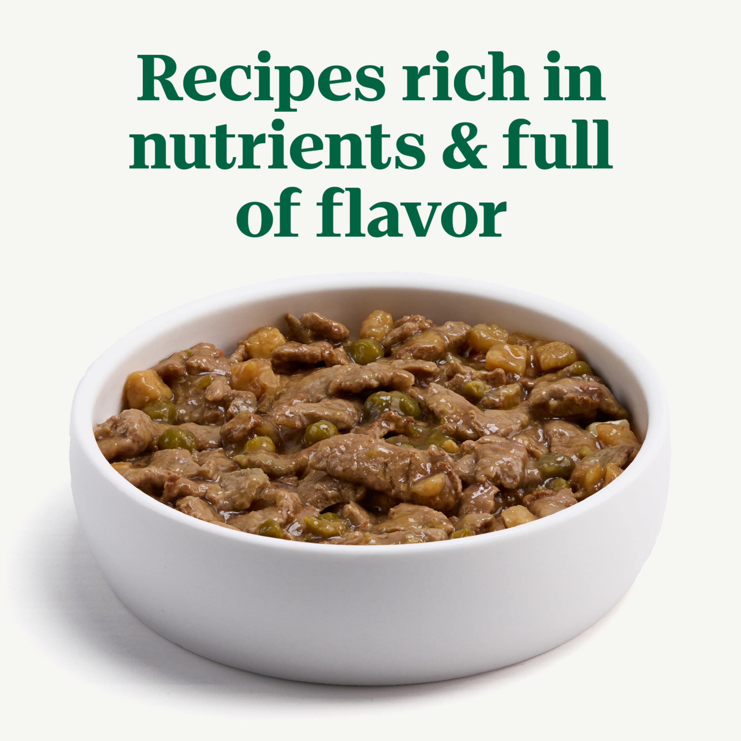 Made-in-USA Nutro tray showcases trusted sourcing and quality ingredients.