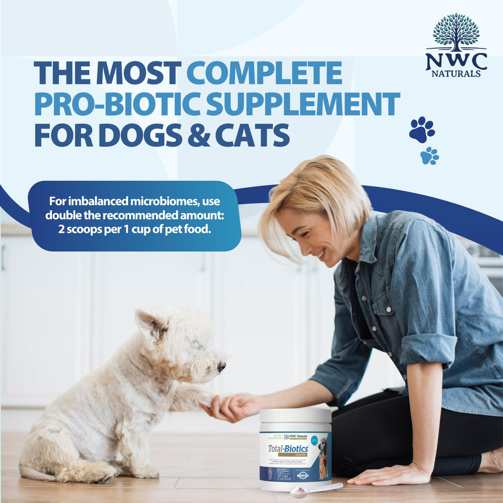 Measuring scoop with Total-Biotics for precise pet dosing.