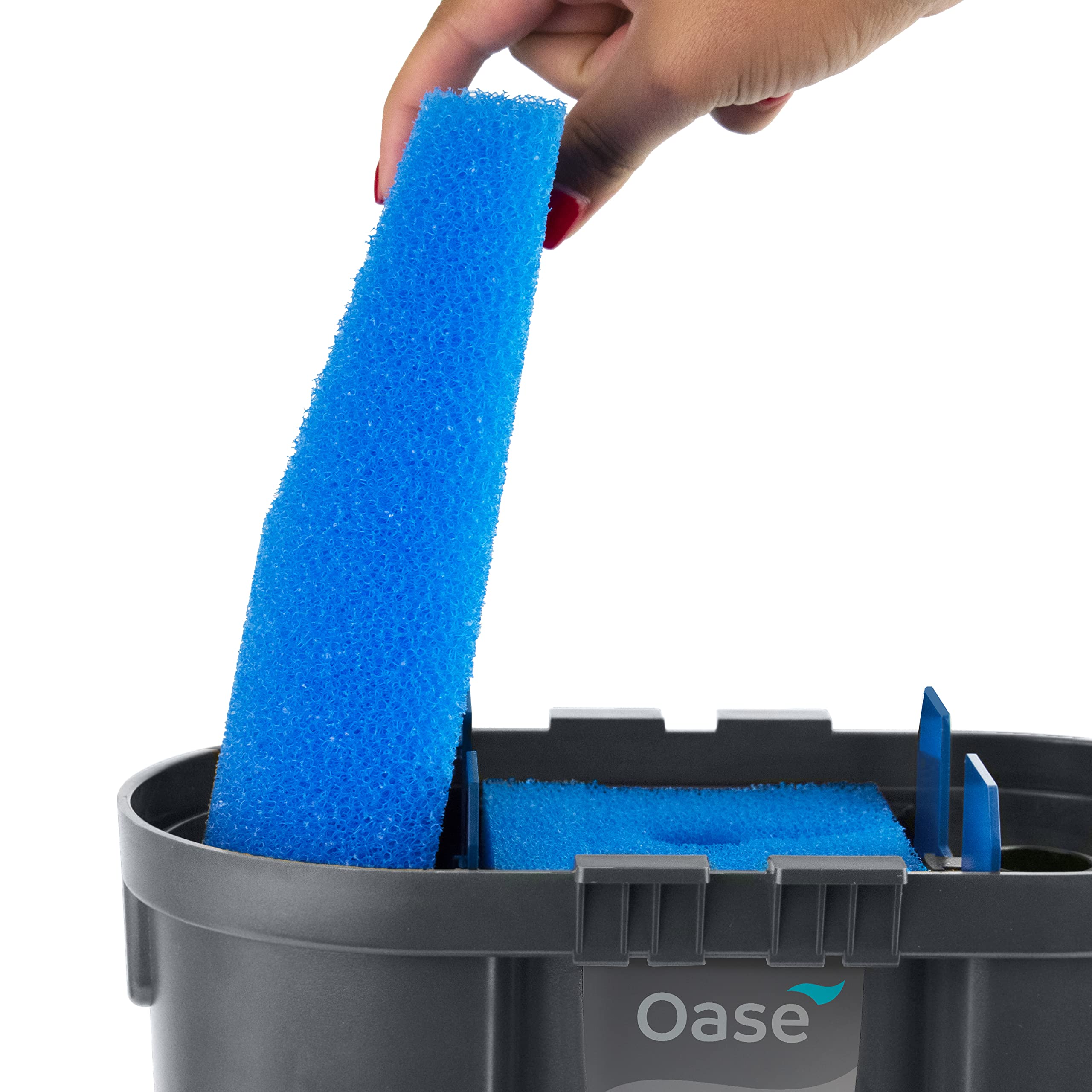 OASE Filtosmart Thermo 100 integrated heater for stable tank temperature