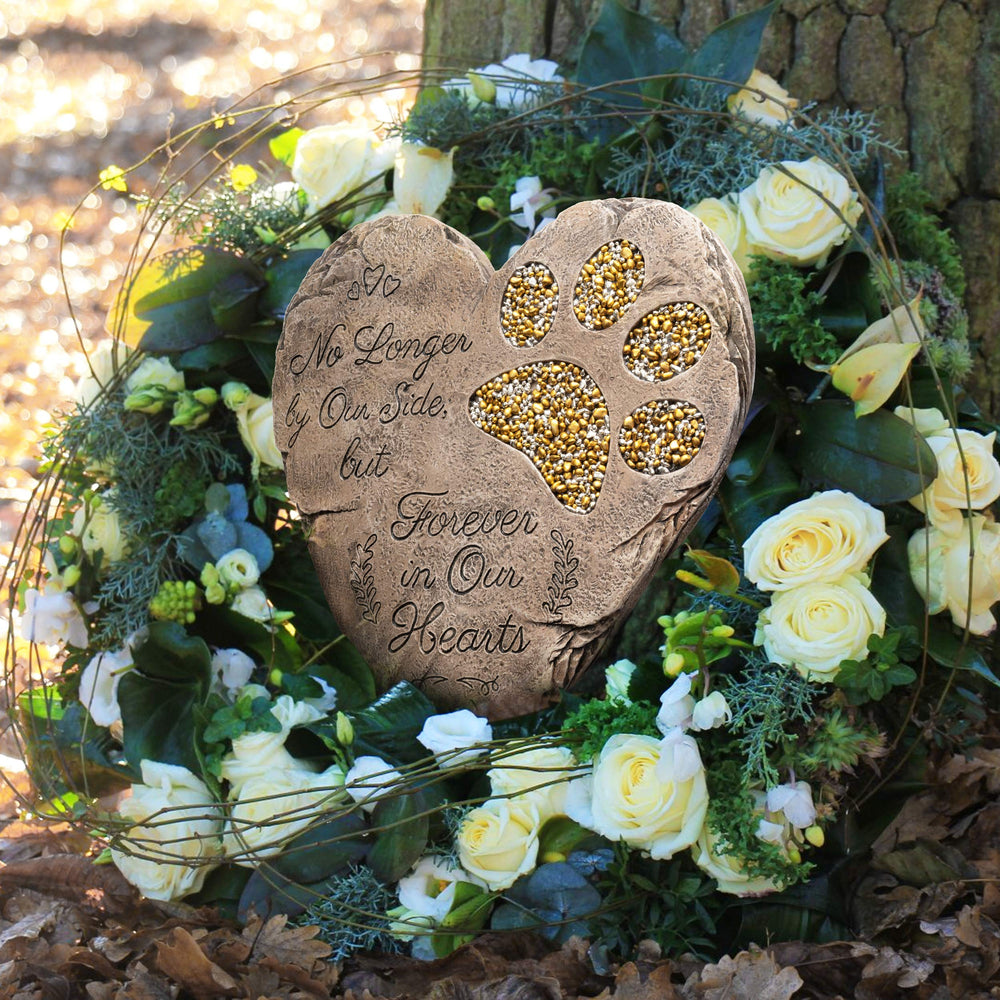 OBSI heart-shaped memorial for outdoor spaces blending with decor.
