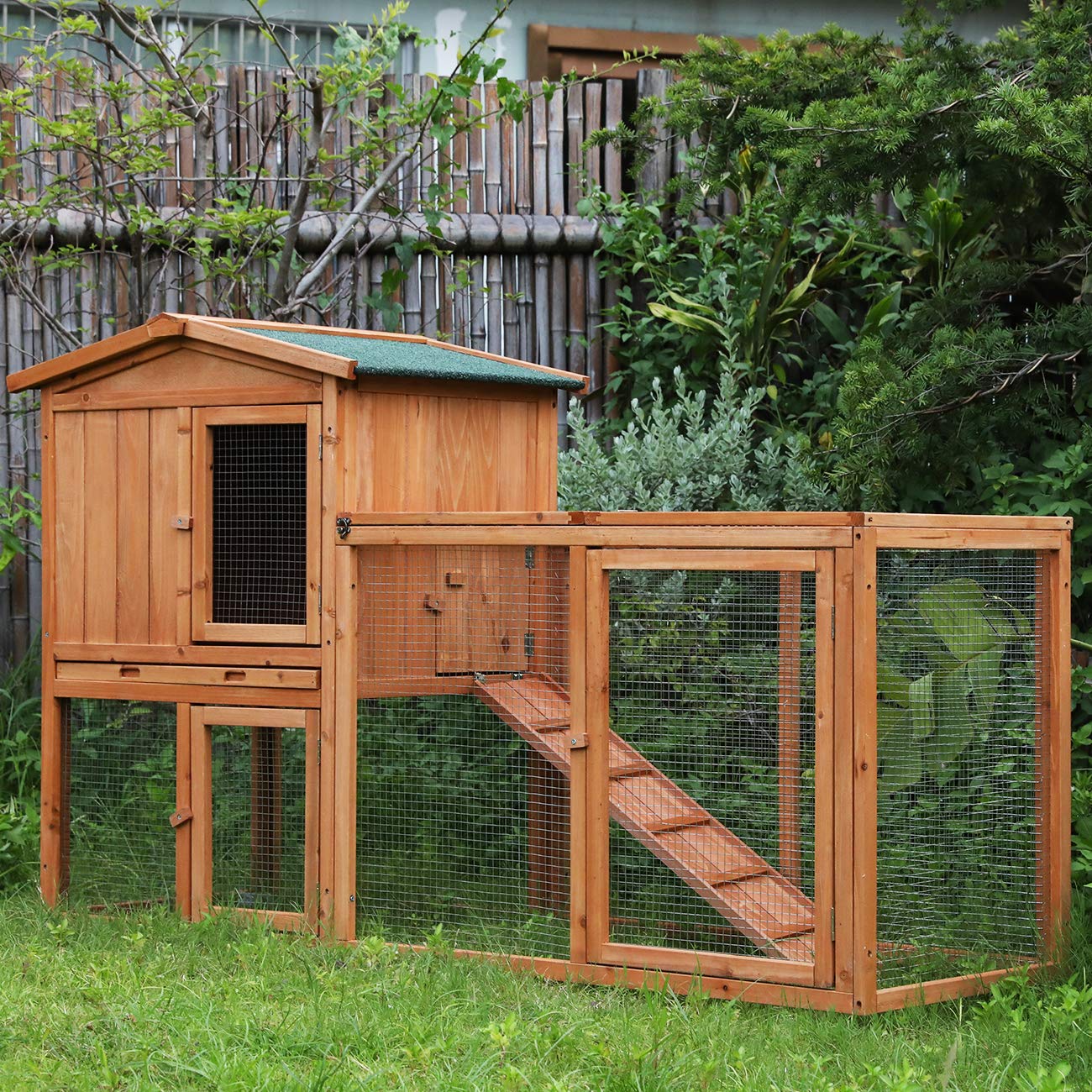 Ogrmar chicken coop large outdoor hutch ventilation door ensures better airflow for pets