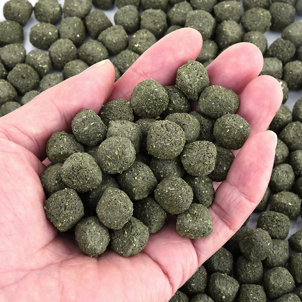 Ohcool Timothy hay cubes ideal for small pets daily chewing