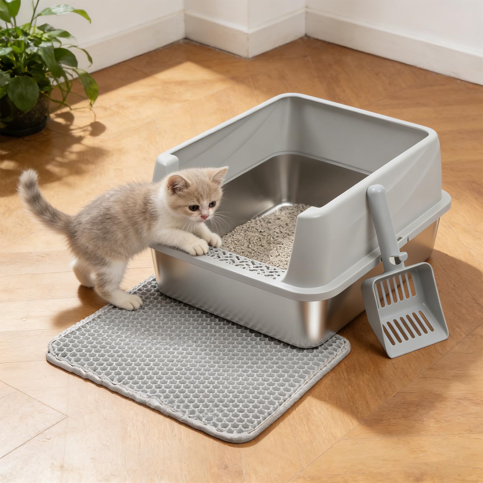 Olacat includes scoop mat and non slip pads for tidy setup